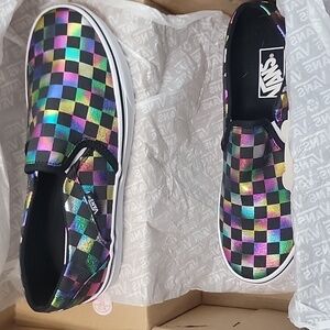 NEW IN BOX Vans iridescent checkered women's size 8.5